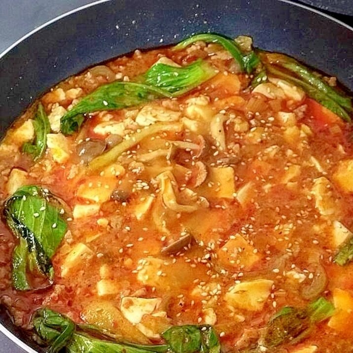 青梗菜としめじ入りの麻婆豆腐